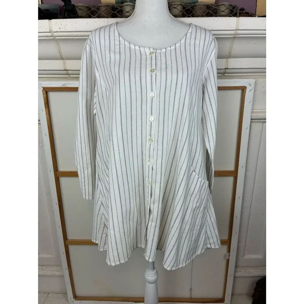 Tulip A-Line Striped Tunic Top Henley front, Amazing Back Detail Homestead vibes